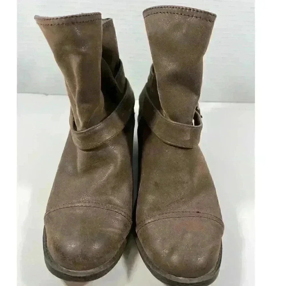 Rocketdog brown boots size 7.5 M  - Picture 1 of 5